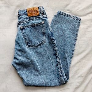 Vintage Gap Light Wash High Waist Mom Jeans